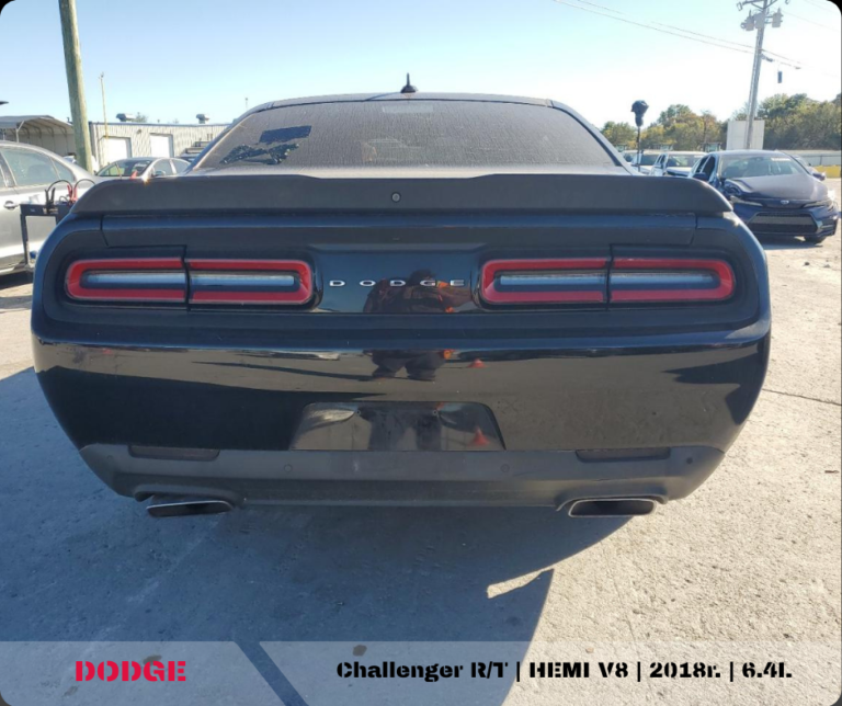 tył Doge Chellenger SRT realizacja importu z USA