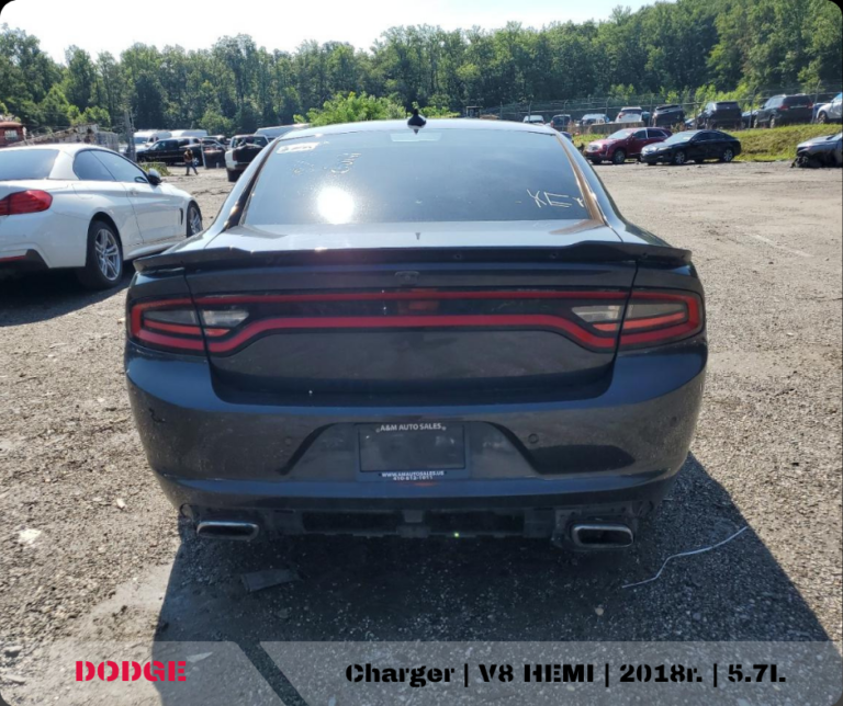 tył Dodge Charger V8 realizacja importu z USA
